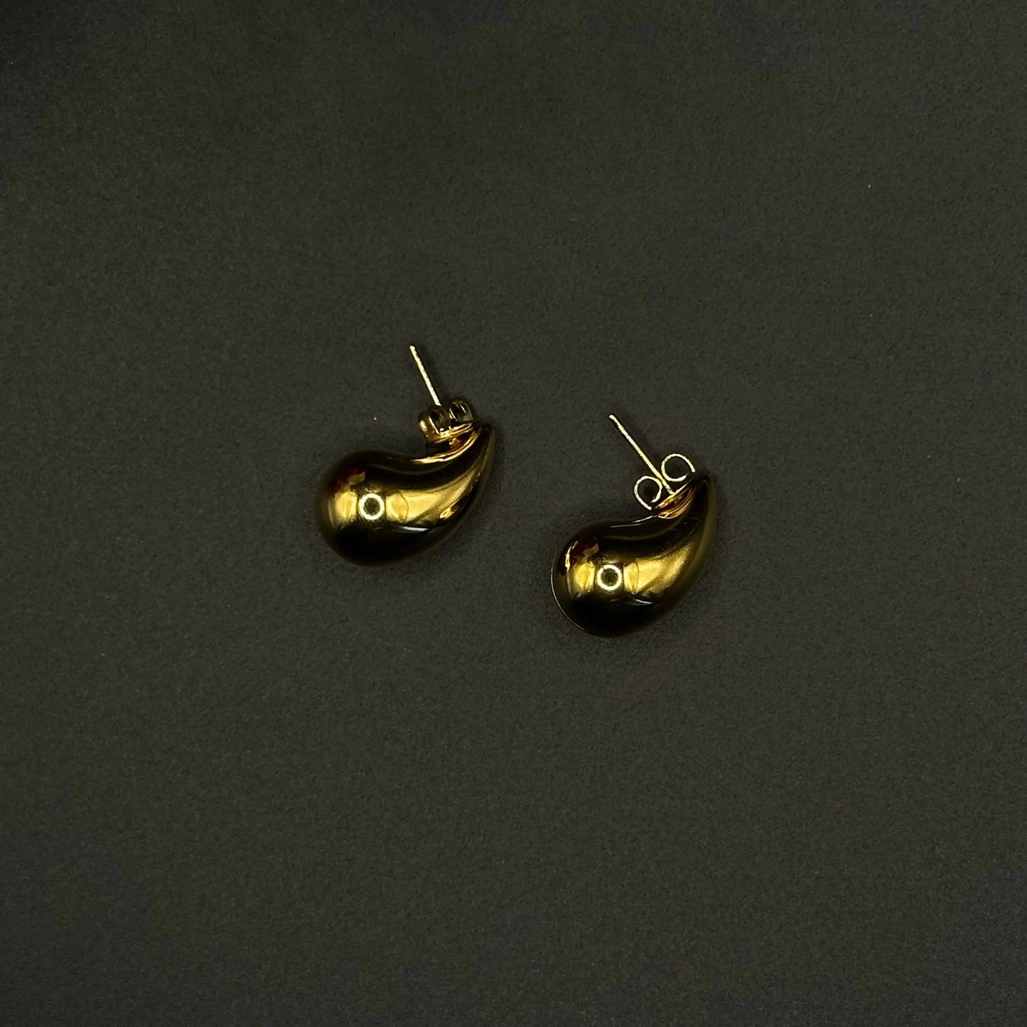 Boucles d’oreilles goutte dorée - Chimane Accesories