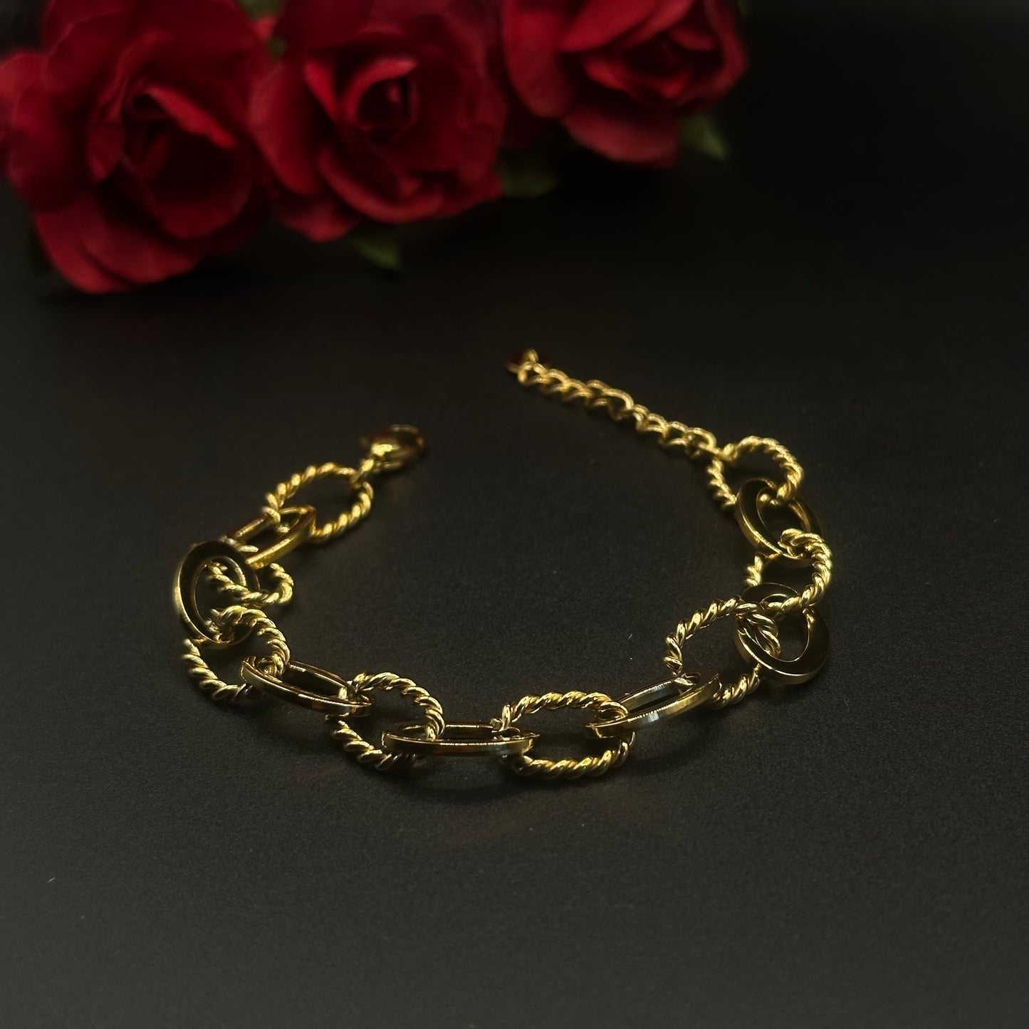 Bracelet maillons torsadés dorés