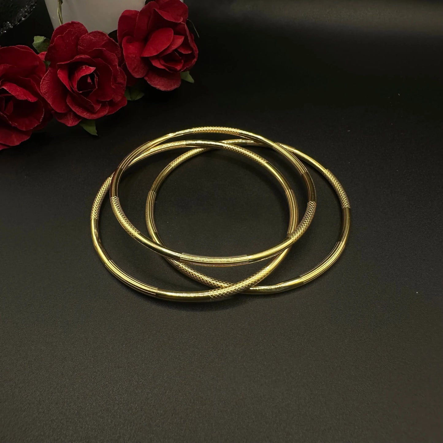 Lot de 3 joncs fins dorés texturés - Chimane Accesories