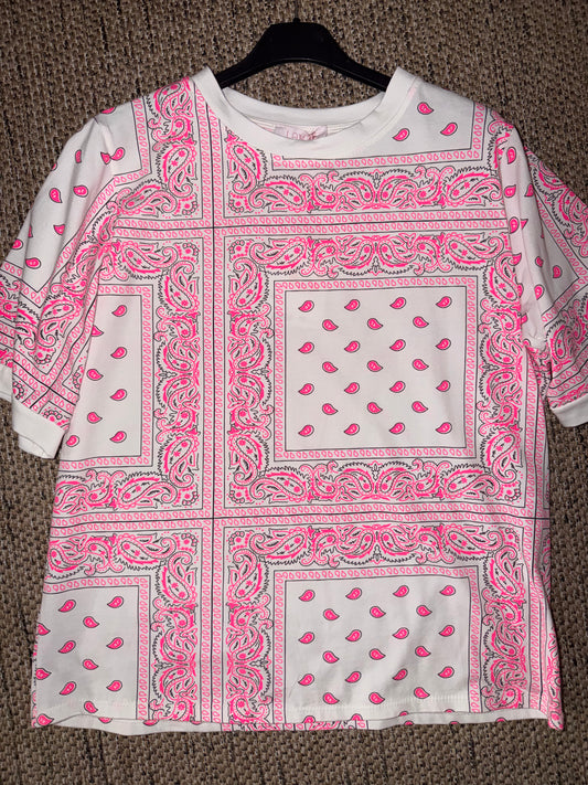 Tee shirt bandana