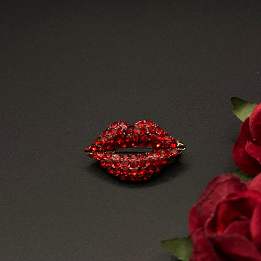 Broche Rouge à Lèvres Glamour Doré