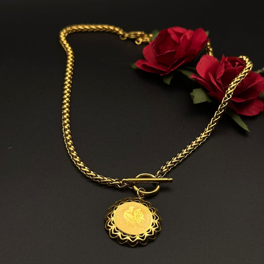 Collier Médaille Soleil Dorée
