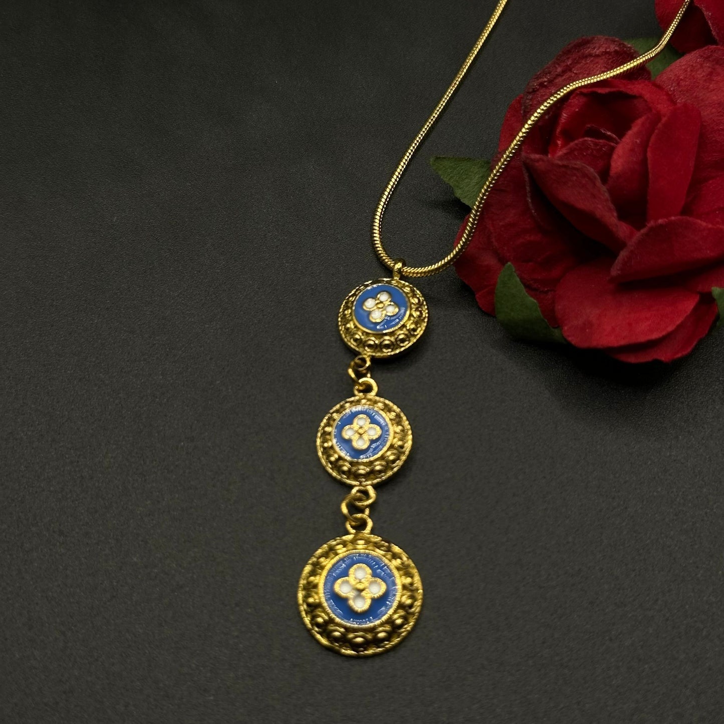 Collier Anna