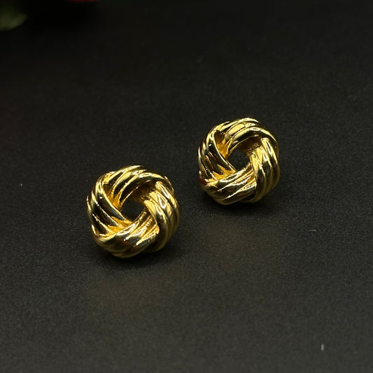 Boucles d’oreilles mini nœud torsadé doré