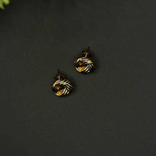 Boucles d’oreilles mini nœud torsadé doré