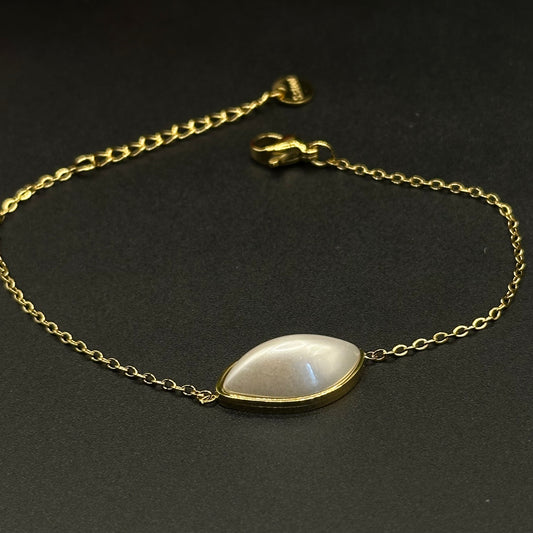 Bracelet iness