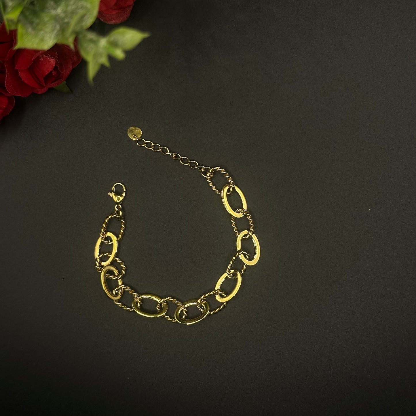 Bracelet maillons torsadés dorés
